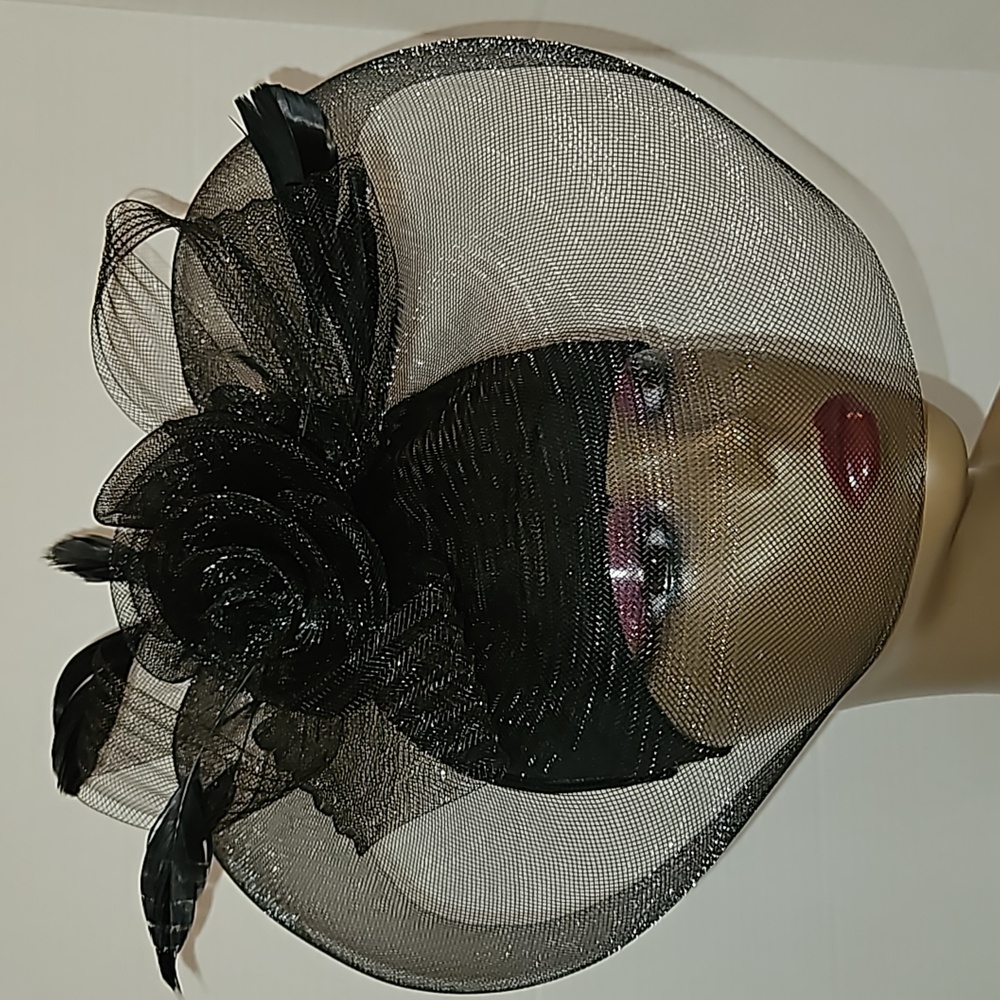 (NWT) MESH HEADBAND HAT